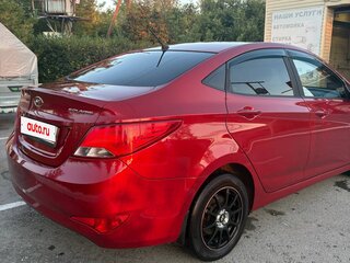 2014 Hyundai Solaris I Рестайлинг, красный, 955999 рублей, вид 2