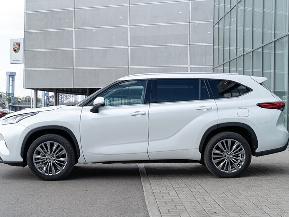2025 Toyota Highlander IV (XU70), белый - вид 8