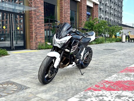 2016 Kawasaki Z 800, белый, 505000 рублей, вид 4