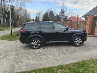2021 Nissan Pathfinder V, чёрный, 4380000 рублей, вид 4
