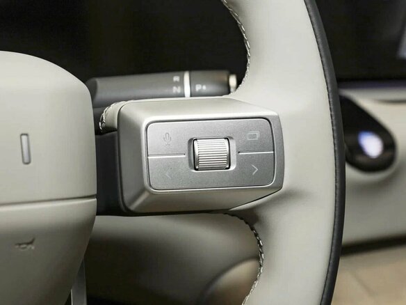 2026 Audi E5 83 kWh, белый, 7620000 рублей - вид 11