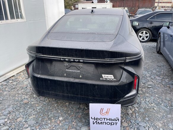 2026 Lexus ES 300h VII Рестайлинг 2, чёрный, 6870000 рублей - вид 17