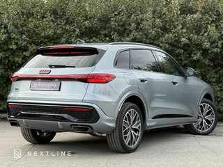 2026 Audi Q5 40 TFSI III (GU), серебристый, 6390000 рублей, вид 3