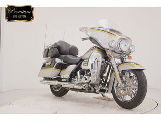 2011 Harley-Davidson Electra Glide, серебристый, 1440000 рублей, вид 1
