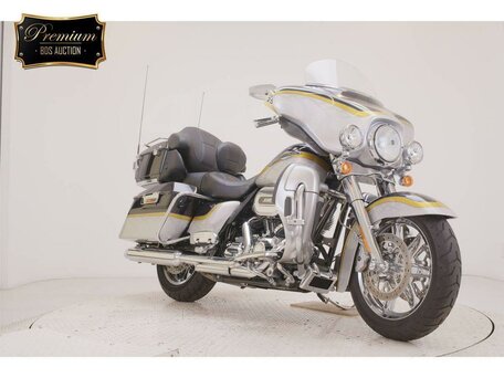 2011 Harley-Davidson Electra Glide, серебристый, 1440000 рублей, вид 1