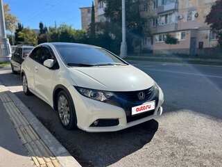 2012 Honda Civic IX, белый, 1350000 рублей, вид 1