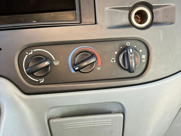 2008 Ford Transit, серебристый, 700000 рублей - вид 12