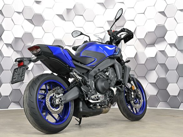 2024 Yamaha MT-09 (FZ-09), синий - вид 6