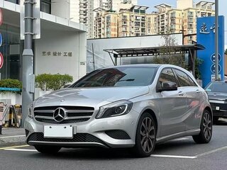 2016 Mercedes-Benz A-Класс 200 III (W176) Рестайлинг, серый, 1444000 рублей, вид 2