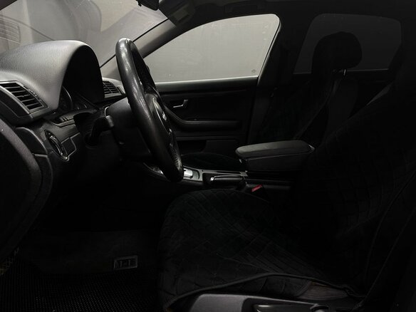 2001 Audi A4 II (B6), чёрный, 284999 рублей - вид 4