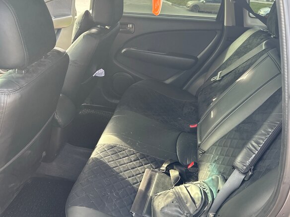 2004 Mitsubishi Outlander I, серый, 950000 рублей - вид 20