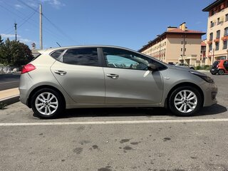 2016 Kia Ceed II Рестайлинг, серебристый, 1300000 рублей, вид 4
