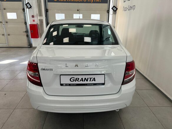 2026 Lada (ВАЗ) Granta I Рестайлинг, белый - вид 4