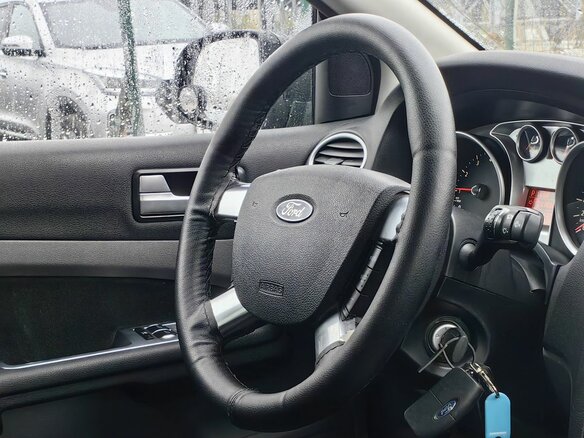 2008 Ford Focus II Рестайлинг, чёрный, 469000 рублей - вид 9