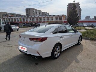 2018 Hyundai Sonata VII (LF) Рестайлинг, белый, 1990000 рублей, вид 4