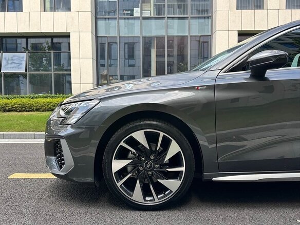 2024 Audi A3 35 TFSI Long IV (8Y), серый, 1795000 рублей - вид 24