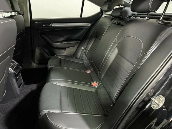 2026 Skoda Superb III Рестайлинг, чёрный, 3775000 рублей - вид 16