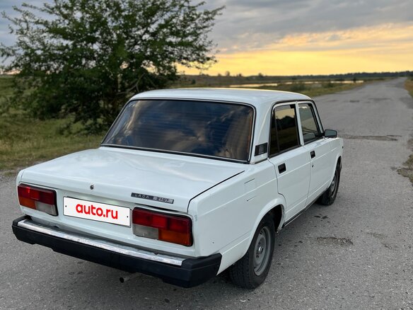 2007 Lada (ВАЗ) 2107, белый - вид 3