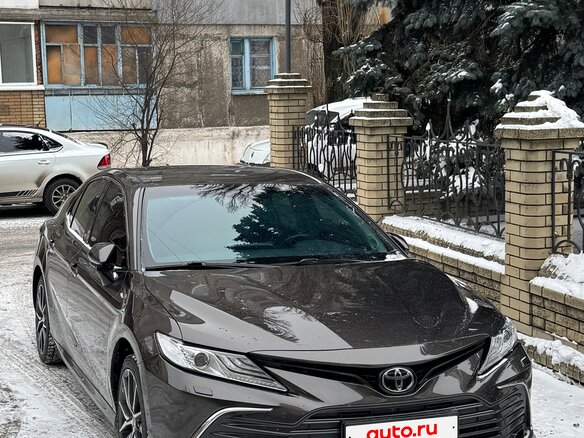 2021 Toyota Camry VIII (XV70) Рестайлинг, коричневый, 3600000 рублей - вид 5