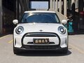 2023 Mini Hatch One III (F55/F56) Рестайлинг 2, белый, 2148400 рублей - вид 1