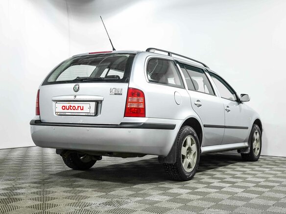 2007 Skoda Octavia I (A4) Рестайлинг, серебристый, 400000 рублей - вид 4