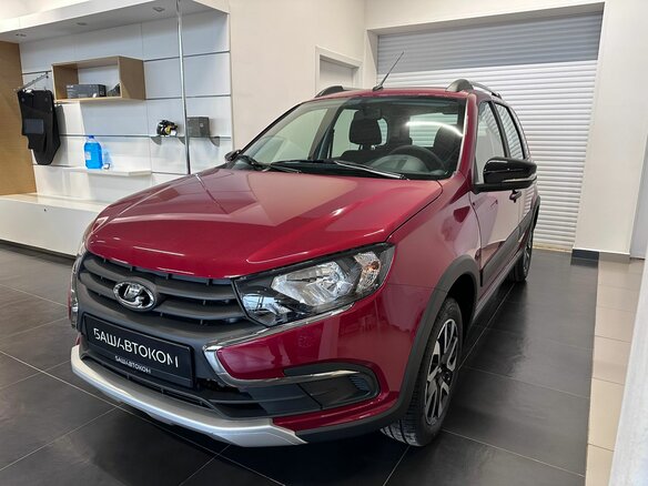 2026 Lada (ВАЗ) Granta Cross I Рестайлинг, красный, 1246000 рублей - вид 2