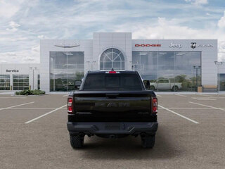 2026 Ram 1500 Crew Cab eTorque V Рестайлинг, чёрный, 7752411 рублей, вид 5
