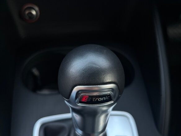 2014 Audi A3 III (8V), чёрный, 1350000 рублей - вид 12