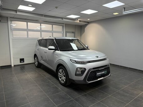 2019 Kia Soul III, серебристый, 1730000 рублей, вид 3