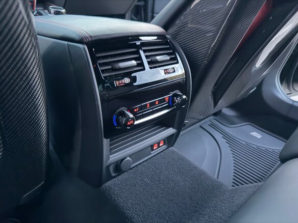 2022 BMW M5 CS VI (F90) Рестайлинг, зелёный, 14350000 рублей - вид 22