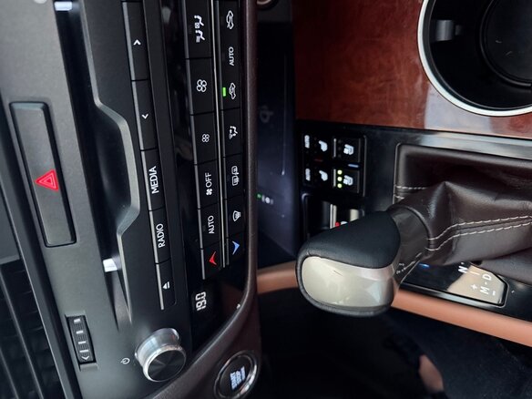 2016 Lexus RX 350 IV, белый, 3650000 рублей - вид 9