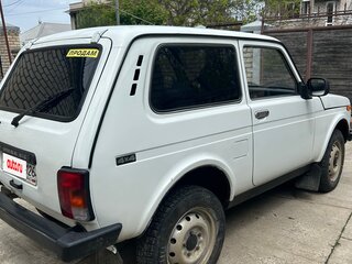 2009 Lada (ВАЗ) 2121 (4x4) I Рестайлинг, белый, 550000 рублей, вид 3