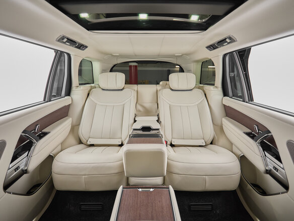 2025 Land Rover Range Rover P530 MHEV V, чёрный, 31800000 рублей - вид 24