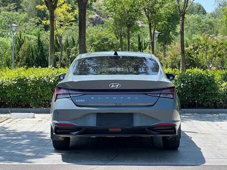 2022 Hyundai Elantra VII (CN7), серый, 1670000 рублей, вид 4