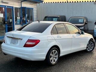 2013 Mercedes-Benz C-Класс 180 BlueEFFICIENCY III (W204) Рестайлинг, белый, 950000 рублей, вид 5