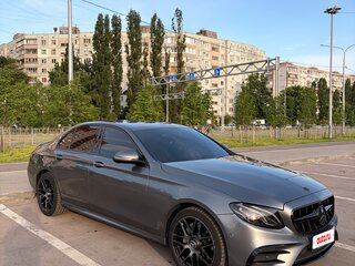 2017 Mercedes-Benz E-Класс 200 V (W213, S213, C238), серый, 2990000 рублей, вид 3