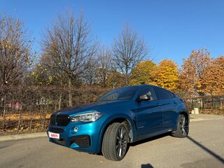 2018 BMW X6 40d II (F16), голубой, 5200000 рублей, вид 3
