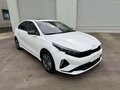 2023 Kia K3 II (China Market) Рестайлинг, белый, 1800000 рублей - вид 1