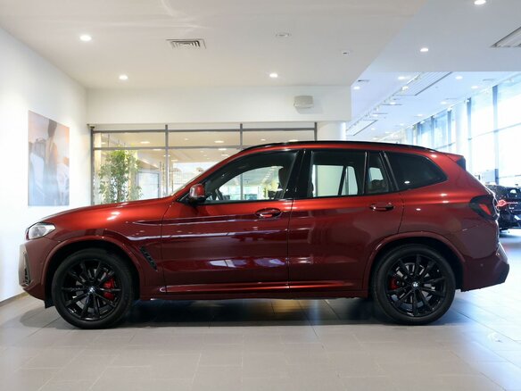 2023 BMW X3 20i xDrive III (G01) Рестайлинг, красный, 6650000 рублей - вид 6
