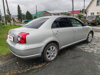 2007 Toyota Avensis II Рестайлинг, серебристый, 850000 рублей, вид 4