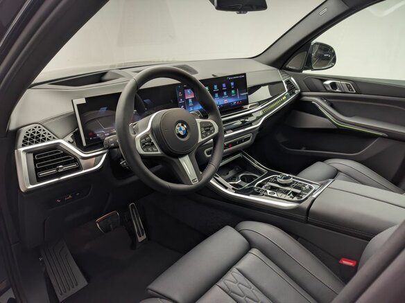 2025 BMW X5 40i IV (G05/G18) Рестайлинг, чёрный - вид 24
