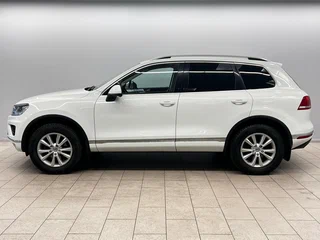 2016 Volkswagen Touareg II Рестайлинг, белый, 2747000 рублей, вид 2