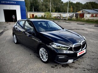 2021 BMW 1 серии 116i III (F40), чёрный, 2000000 рублей, вид 2