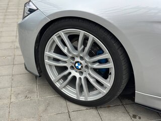 2017 BMW 3 серии 320i xDrive VI (F3x) Рестайлинг, серебристый, 2450000 рублей, вид 5