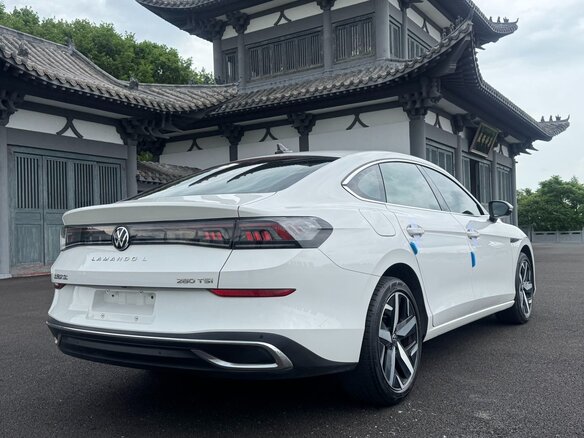 2023 Volkswagen Lamando L II, белый - вид 9