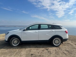 2019 Lada (ВАЗ) Vesta SW I, белый, 1000000 рублей, вид 1