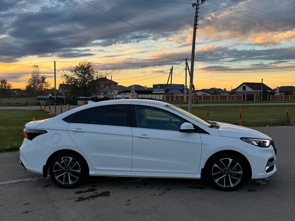 2023 Omoda S5, белый, 1435000 рублей - вид 7