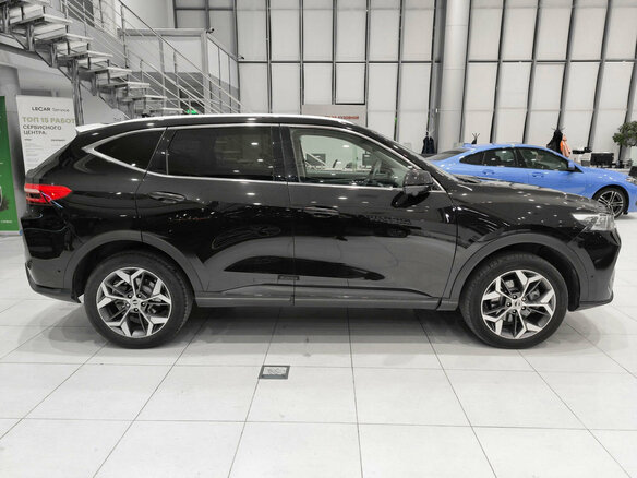 2022 Haval F7 I Рестайлинг, чёрный - вид 3