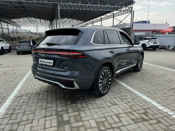 2025 Geely Monjaro, серый - вид 3