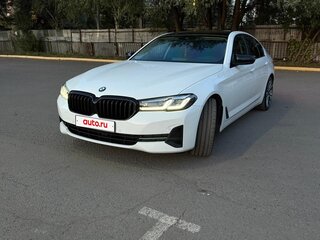 2021 BMW 5 серии 520d xDrive VII (G30/G31/G38) Рестайлинг, белый, 4545000 рублей, вид 2